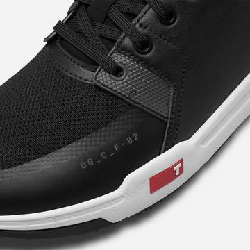 Black / 7